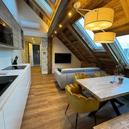 Urbana Luxury