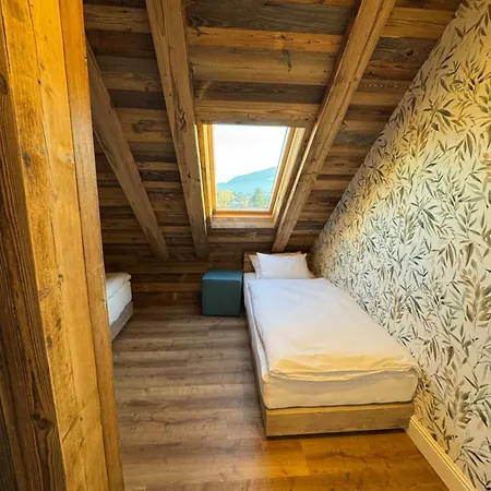 Apartamento Urbana Luxury Lesce (Upper Carniola)