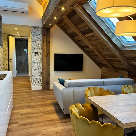Urbana Luxury *