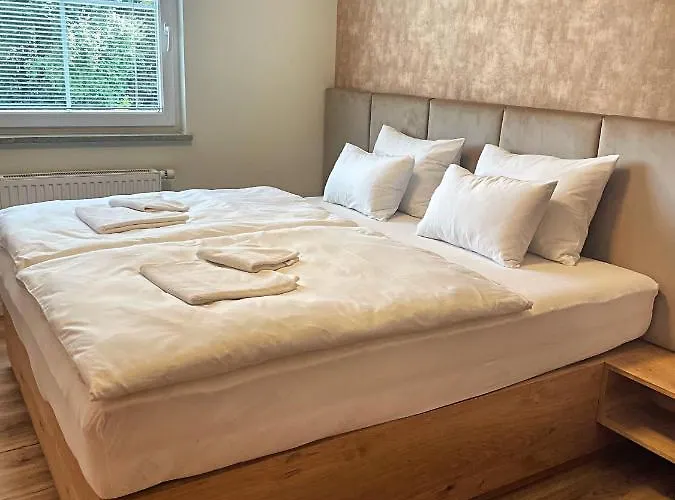 Апартаменты Urbana Luxury