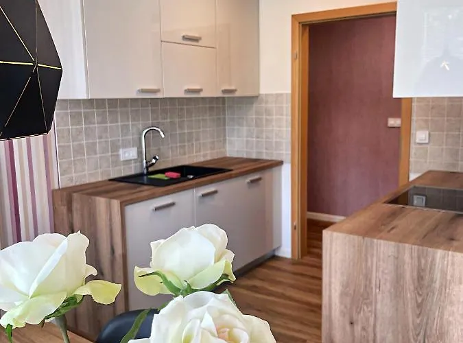 Urbana Luxury * Лешче